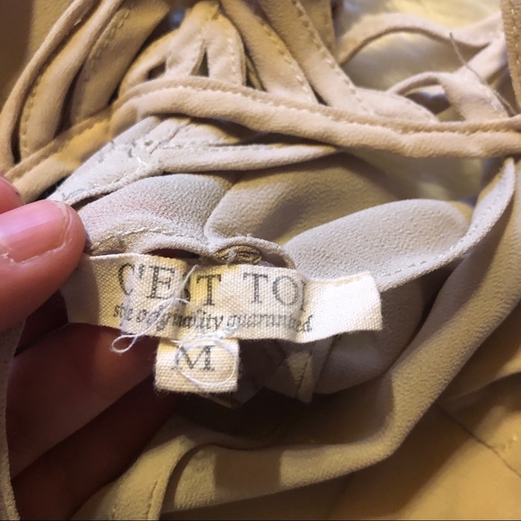 C’est toi pretty short sleeved top medium - Picture 2 of 4